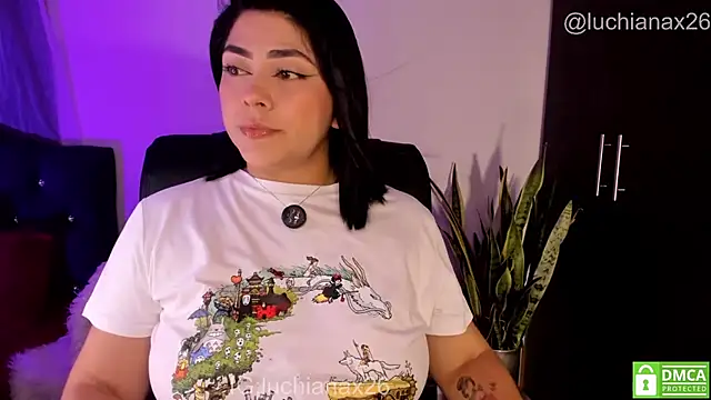 lucy26  online show from June 11, 2026, 3:03 am