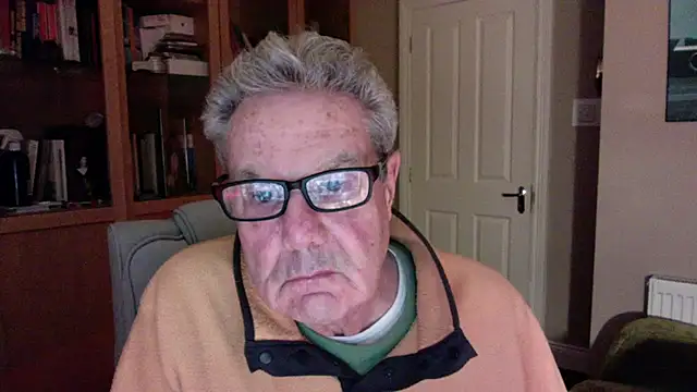 Snapshot of Oldpistolpete chatting on March 6, 2026, 11:55 pm Oldpistolpete online show from March 6, 2026, 11:55 pm