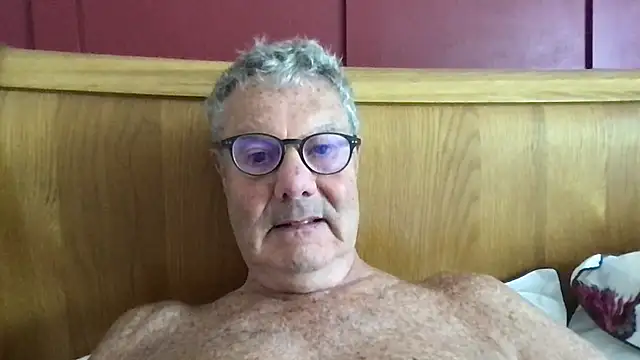 Snapshot of Oldpistolpete chatting on June 21, 2026, 10:54 am Oldpistolpete online show from June 21, 2026, 10:54 am