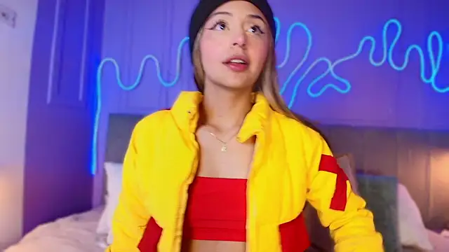 Sofly s online show from March 21, 2026, 9:36 am