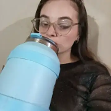 Emmacut online show from February 7, 2026, 10:51 pm