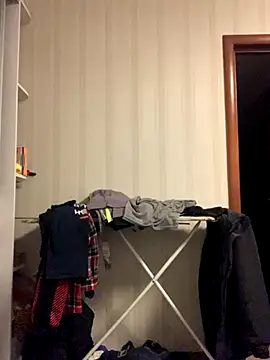 Snapshot of GHsveter chatting on December 5, 2025, 1:21 pm GHsveter online show from December 5, 2025, 1:21 pm