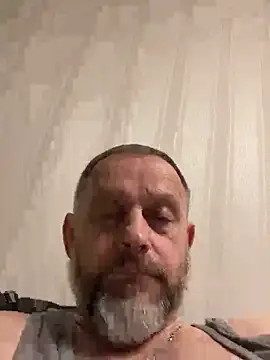 Snapshot of GHsveter chatting on March 11, 2026, 10:48 pm GHsveter online show from March 11, 2026, 10:48 pm