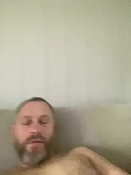 Snapshot of GHsveter chatting on July 18, 2026, 10:35 am GHsveter online show from July 18, 2026, 10:35 am