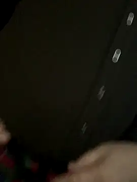 Snapshot of GHsveter chatting on November 9, 2025, 7:45 am GHsveter online show from November 9, 2025, 7:45 am