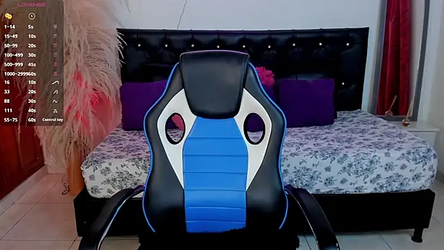 Snapshot of Bianka_olivetto021 chatting on February 24, 2025, 11:52 pm Bianka olivetto021 online show from February 24, 2025, 11:52 pm