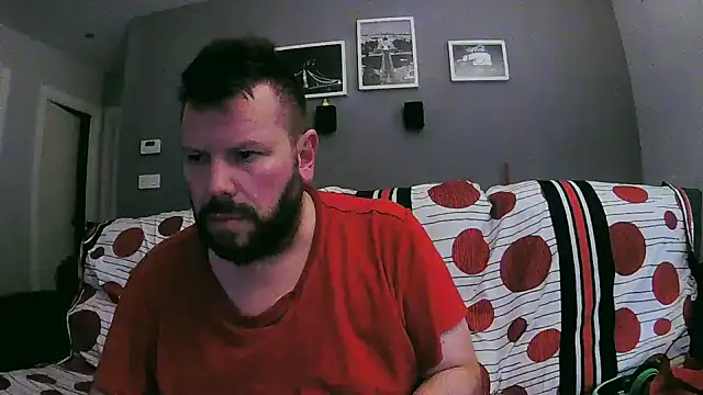 Snapshot of txan9876 chatting on November 7, 2025, 8:08 am txan9876 online show from November 7, 2025, 8:08 am