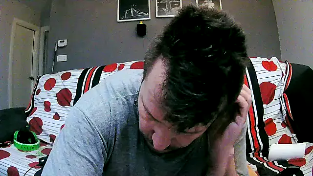 Snapshot of txan9876 chatting on November 26, 2025, 1:05 am txan9876 online show from November 26, 2025, 1:05 am