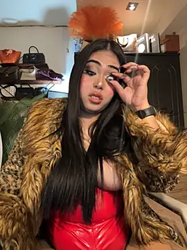 Snapshot of BigDominaMia chatting on November 27, 2025, 2:17 pm BigDominaMia online show from November 27, 2025, 2:17 pm