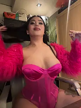 Snapshot of BigDominaMia chatting on February 23, 2026, 6:58 am BigDominaMia online show from February 23, 2026, 6:58 am