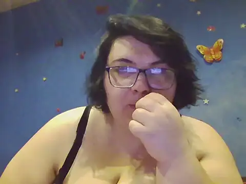 BlackHope03 online show from November 18, 2025, 7:28 pm