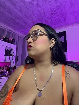 Snapshot of Teffy__xxx chatting on May 15, 2026, 11:25 pm Teffy xxx online show from May 15, 2026, 11:25 pm