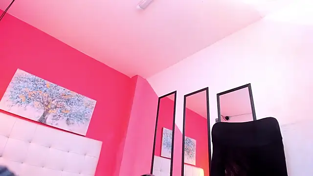 Snapshot of SALOME_F0X_ chatting on October 23, 2025, 7:23 pm SALOME F0X online show from October 23, 2025, 7:23 pm