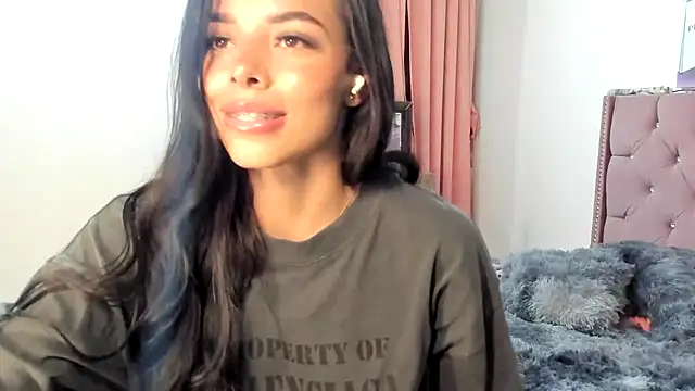 Snapshot of Valen_Brown chatting on May 24, 2026, 3:17 am Valen Brown online show from May 24, 2026, 3:17 am