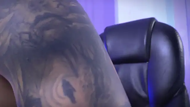 Snapshot of Frank_Farrell chatting on November 7, 2025, 6:34 pm Frank Farrell online show from November 7, 2025, 6:34 pm