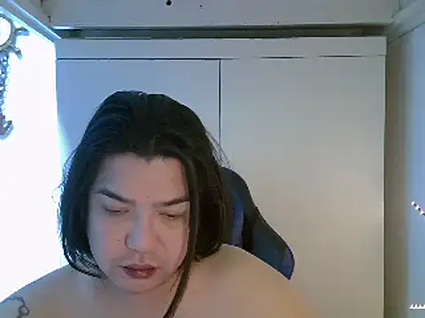 StrawberryWine07 online show from March 14, 2025, 6:53 am