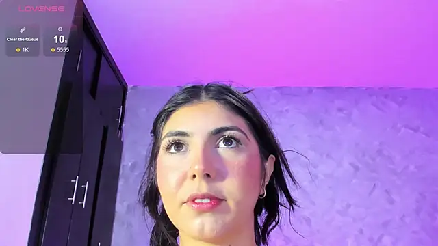 Bellagh1 online show from January 18, 2026, 5:05 pm