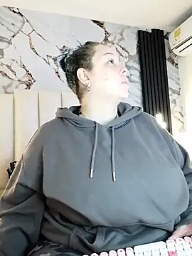 Snapshot of mollieblue69 chatting on October 9, 2025, 12:49 pm mollieblue69 online show from October 9, 2025, 12:49 pm