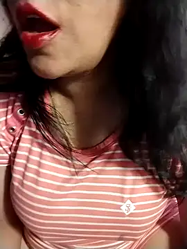 Snapshot of tharu_sweet chatting on November 20, 2025, 2:40 pm tharu sweet online show from November 20, 2025, 2:40 pm