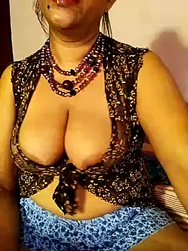 Snapshot of tharu_sweet chatting on March 21, 2025, 5:34 pm tharu sweet online show from March 21, 2025, 5:34 pm