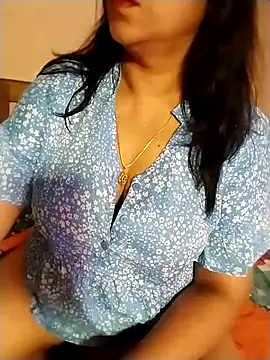 Snapshot of tharu_sweet chatting on October 21, 2025, 5:07 am tharu sweet online show from October 21, 2025, 5:07 am