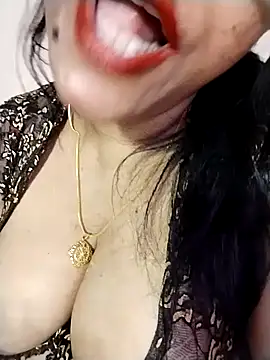 Snapshot of tharu_sweet chatting on October 13, 2025, 6:20 pm tharu sweet online show from October 13, 2025, 6:20 pm