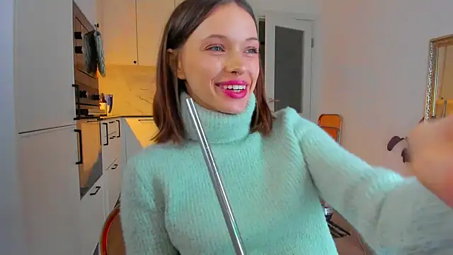 Snapshot of Kossie_ chatting on February 12, 2025, 2:21 pm Kossie  online show from February 12, 2025, 2:21 pm