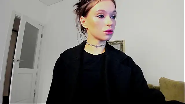 Snapshot of Kossie_ chatting on October 19, 2025, 6:21 pm Kossie  online show from October 19, 2025, 6:21 pm