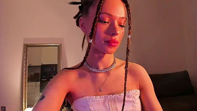 Snapshot of Kossie_ chatting on January 17, 2025, 3:43 pm Kossie  online show from January 17, 2025, 3:43 pm