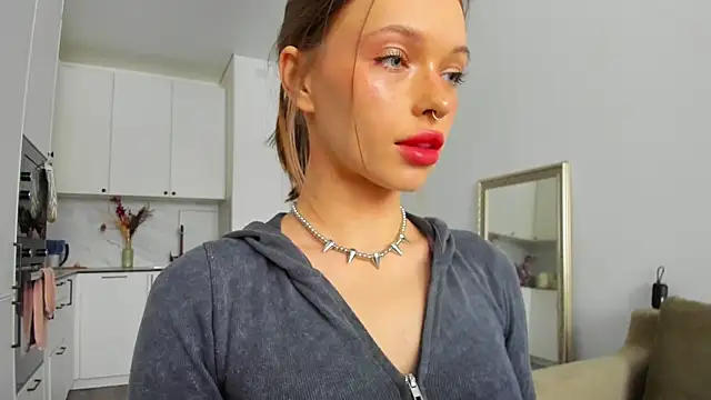 Snapshot of Kossie_ chatting on February 13, 2025, 12:21 pm Kossie  online show from February 13, 2025, 12:21 pm