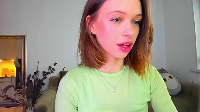 Snapshot of Kossie_ chatting on March 6, 2025, 12:41 pm Kossie  online show from March 6, 2025, 12:41 pm