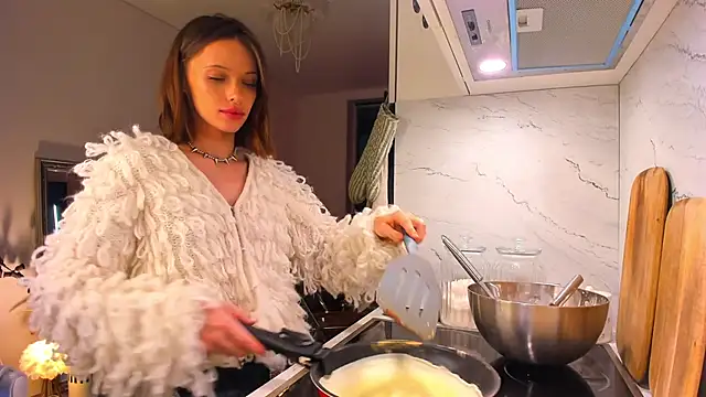 Snapshot of Kossie_ chatting on February 1, 2025, 3:39 pm Kossie  online show from February 1, 2025, 3:39 pm