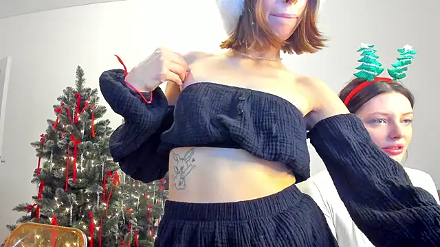 Snapshot of Kossie_ chatting on December 26, 2024, 1:21 pm Kossie  online show from December 26, 2024, 1:21 pm