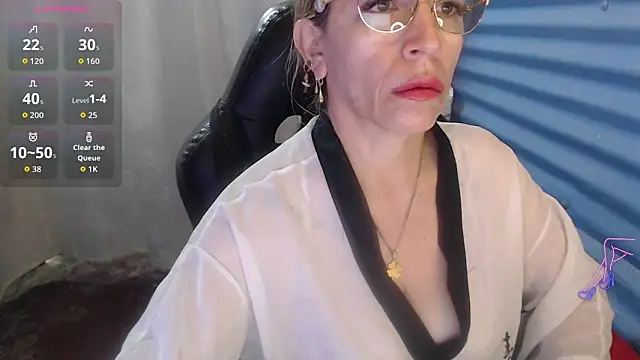 Snapshot of Chayla_Ruiz chatting on June 11, 2026, 12:46 pm Chayla Ruiz online show from June 11, 2026, 12:46 pm