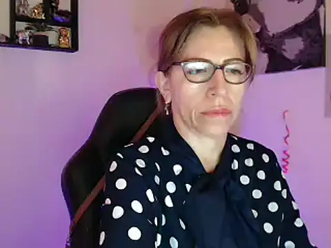 Chayla Ruiz online show from February 25, 2025, 1:21 pm
