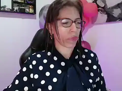 Chayla Ruiz online show from February 25, 2025, 10:31 pm