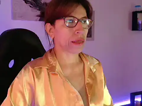 Chayla Ruiz online show from February 9, 2025, 1:35 pm