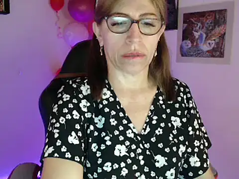 Chayla Ruiz online show from February 21, 2025, 1:44 pm