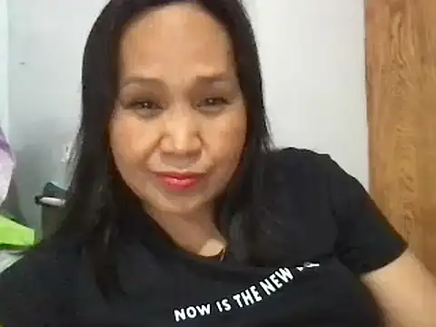 Lhadycarolyn online show from February 22, 2025, 4:40 am