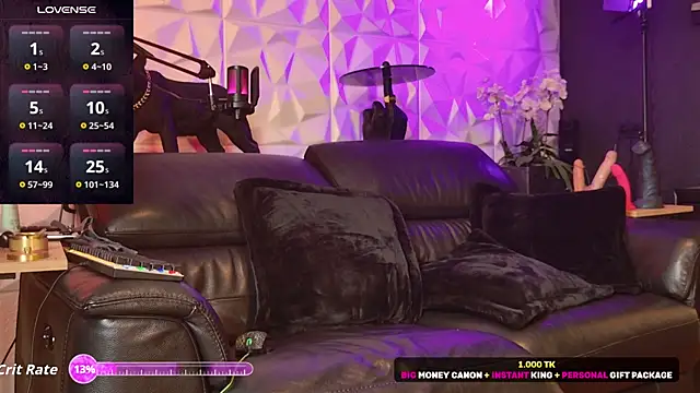Snapshot of Joy_Latoya chatting on April 13, 2026, 9:13 am Joy Latoya online show from April 13, 2026, 9:13 am