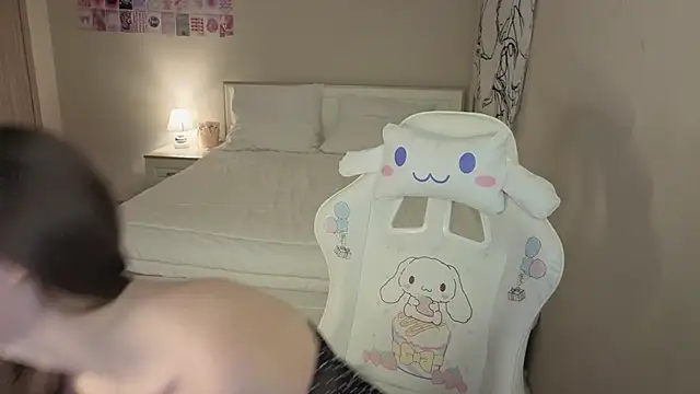 LisaSweetie online show from December 15, 2025, 7:31 pm