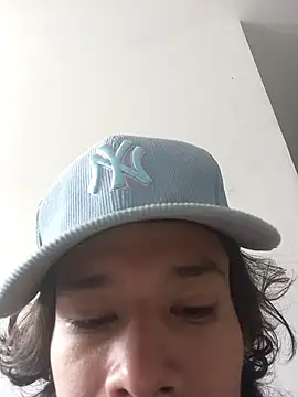 Snapshot of swagbabysk8 chatting on January 14, 2026, 5:05 pm swagbabysk8 online show from January 14, 2026, 5:05 pm