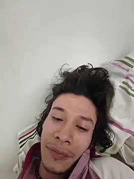 Snapshot of swagbabysk8 chatting on February 28, 2026, 1:33 pm swagbabysk8 online show from February 28, 2026, 1:33 pm