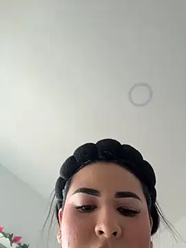 Snapshot of jailyncam_ chatting on October 7, 2025, 1:01 pm jailyncam online show from October 7, 2025, 1:01 pm