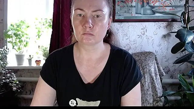 Snapshot of EmilyDoth chatting on May 28, 2026, 6:54 am EmilyDoth online show from May 28, 2026, 6:54 am