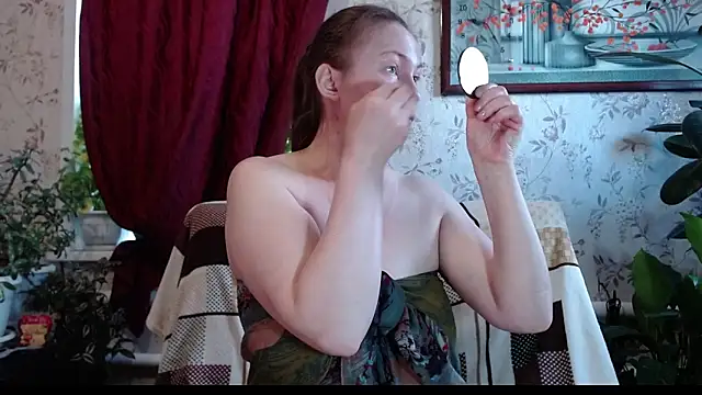 Snapshot of EmilyDoth chatting on May 15, 2026, 3:48 am EmilyDoth online show from May 15, 2026, 3:48 am