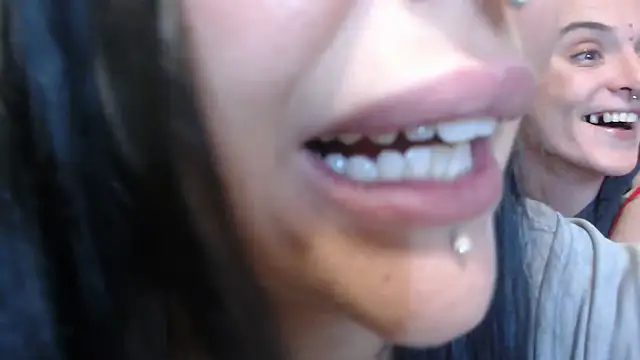 Snapshot of Masha_Real_84 chatting on October 18, 2025, 9:06 pm Masha Real 84 online show from October 18, 2025, 9:06 pm