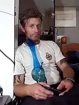 Snapshot of the-billy-blue chatting on September 29, 2025, 10:37 pm the-billy-blue online show from September 29, 2025, 10:37 pm