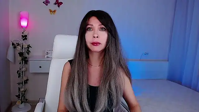 Snapshot of wendifoste chatting on November 27, 2025, 6:19 pm wendifoste online show from November 27, 2025, 6:19 pm