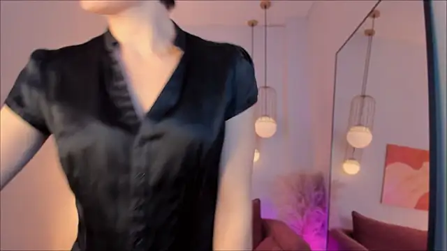 Snapshot of LorenDaze chatting on November 26, 2025, 2:06 pm LorenDaze online show from November 26, 2025, 2:06 pm